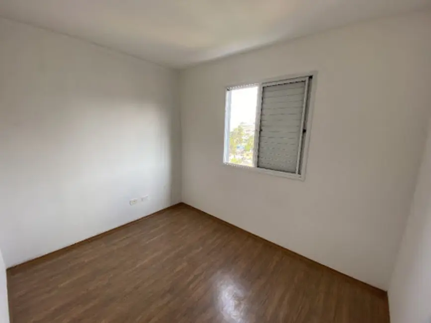 Foto 4 de Apartamento com 2 quartos para alugar, 50m2 em Vila Carmosina, São Paulo - SP