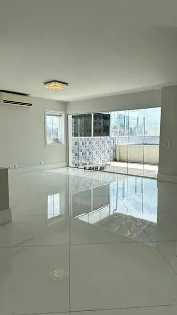 Apartamento com 3 quartos à venda e para alugar, 290m2 em Vila Nova Conceição, São Paulo - SP - imagem 6 Foto 6 de Apartamento com 3 quartos à venda e para alugar, 290m2 em Vila Nova Conceição, São Paulo - SP