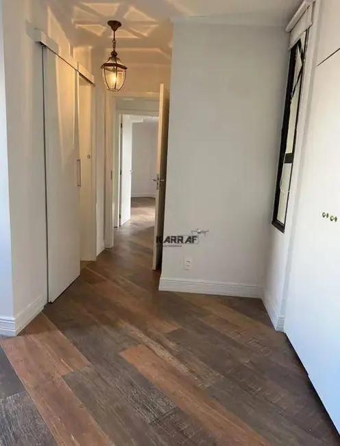 Apartamento com 3 quartos à venda e para alugar, 290m2 em Vila Nova Conceição, São Paulo - SP - imagem 9 Foto 9 de Apartamento com 3 quartos à venda e para alugar, 290m2 em Vila Nova Conceição, São Paulo - SP