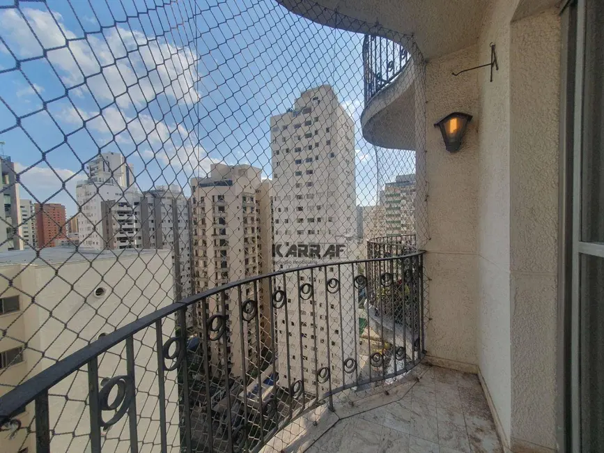 Foto 4 de Apartamento com 3 quartos para alugar em Moema, São Paulo - SP