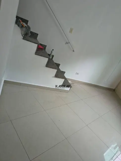 Sobrado com 2 quartos para alugar, 180m2 em Chácara Seis de Outubro, São Paulo - SP - imagem 5 Foto 5 de Sobrado com 2 quartos para alugar, 180m2 em Chácara Seis de Outubro, São Paulo - SP
