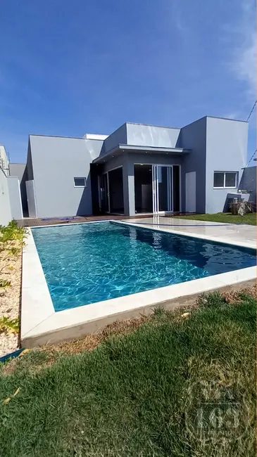 Foto 1 de Casa com 3 quartos à venda e para alugar, 480m2 em Sinop - MT