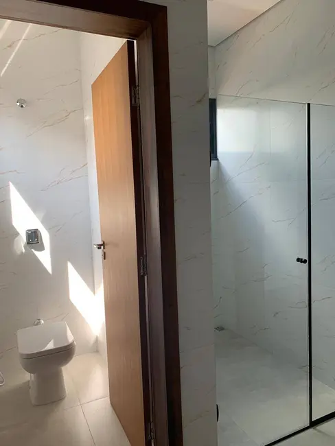 Casa com 3 quartos à venda, 330m2 em Sinop - MT - imagem 7 Foto 7 de Casa com 3 quartos à venda, 330m2 em Sinop - MT