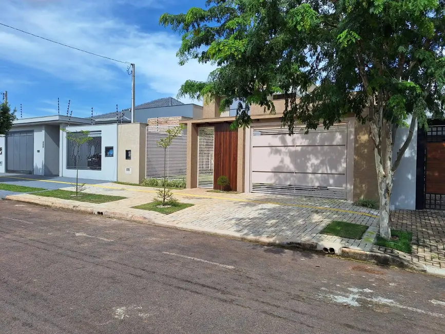Casa com 3 quartos à venda, 360m2 em Jardim Belo Horizonte, Sinop - MT - imagem 3 Foto 3 de Casa com 3 quartos à venda, 360m2 em Jardim Belo Horizonte, Sinop - MT
