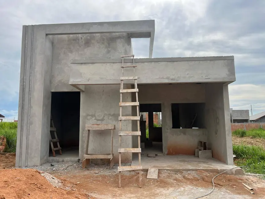 Foto 2 de Casa com 2 quartos à venda em Jardim Bougainville, Sinop - MT