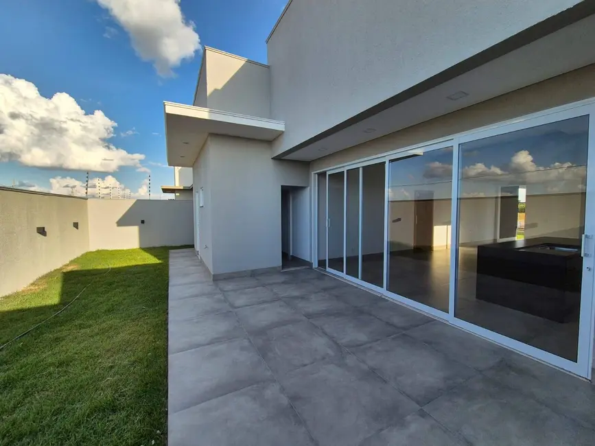 Foto 7 de Casa com 3 quartos à venda, 155m2 em Sinop - MT