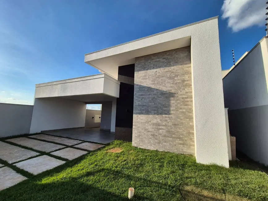 Foto 2 de Casa com 3 quartos à venda, 155m2 em Sinop - MT