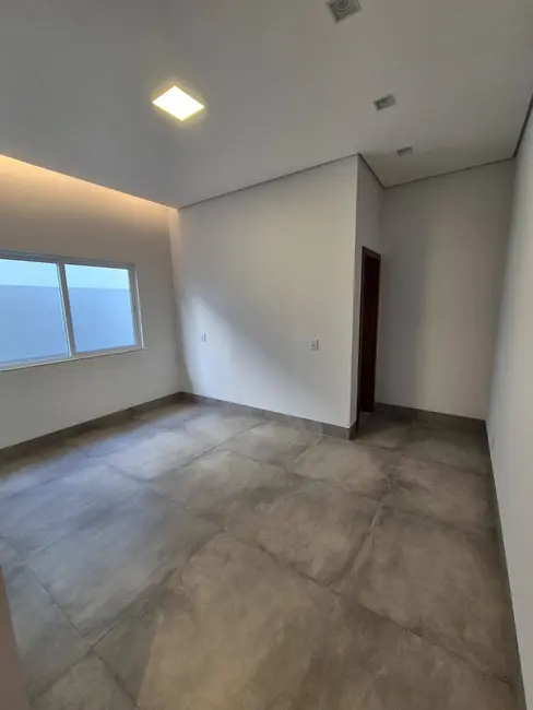 Foto 5 de Casa com 3 quartos à venda, 155m2 em Sinop - MT