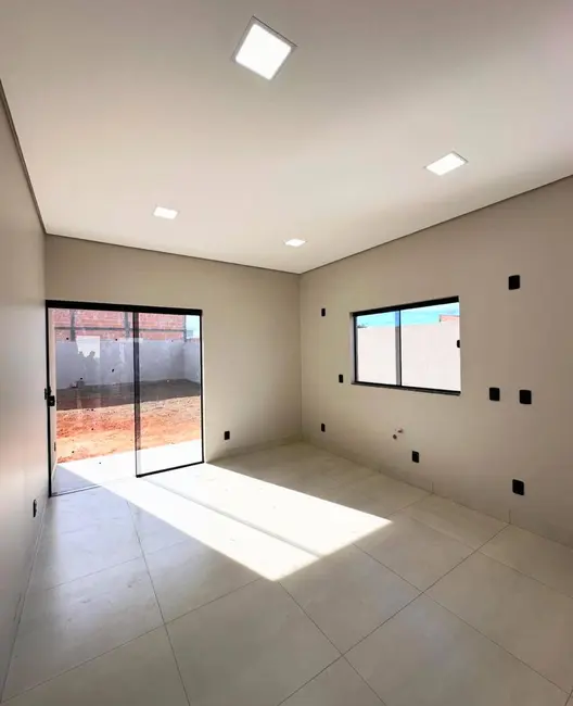 Foto 5 de Casa com 3 quartos à venda, 93m2 em Jardim Bougainville, Sinop - MT