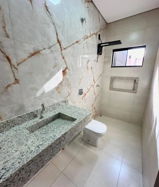 Foto 4 de Casa com 3 quartos à venda, 93m2 em Jardim Bougainville, Sinop - MT