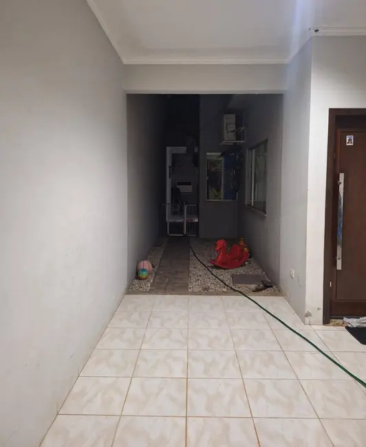 Foto 2 de Casa com 2 quartos à venda, 168m2 em Sinop - MT