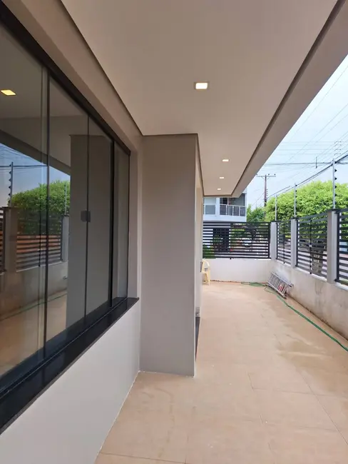 Foto 7 de Casa com 3 quartos à venda, 193m2 em Jardim das Nações, Sinop - MT