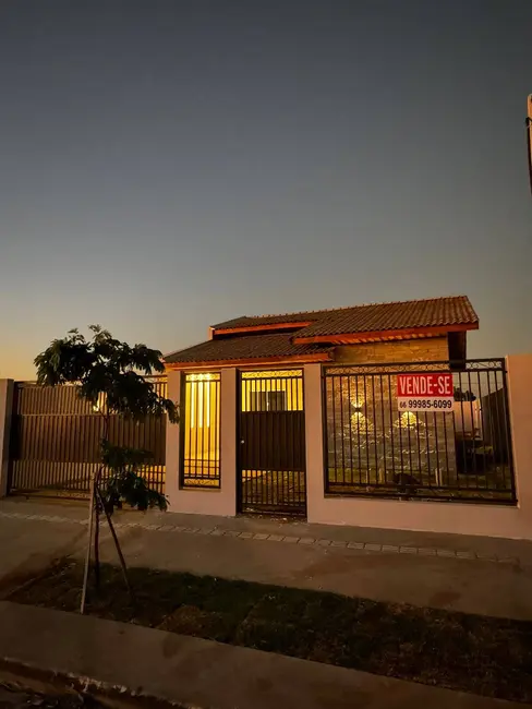 Casa com 2 quartos à venda, 300m2 em Sinop - MT - imagem 2 Foto 2 de Casa com 2 quartos à venda, 300m2 em Sinop - MT