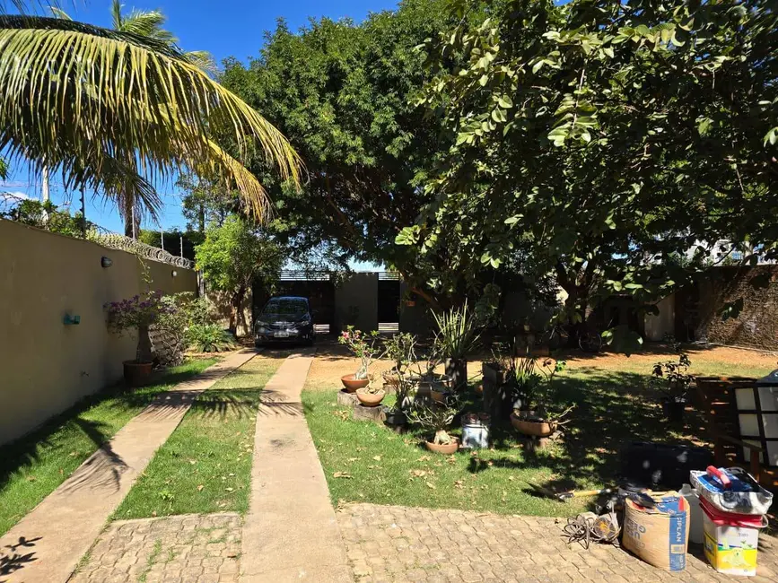 Foto 1 de Casa com 3 quartos para alugar em Jardim Paraíso, Sinop - MT