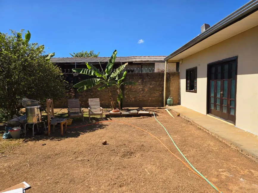 Foto 2 de Casa com 3 quartos para alugar em Jardim Paraíso, Sinop - MT