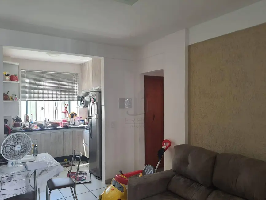 Foto 2 de Apartamento com 2 quartos à venda, 58m2 em Voldac, Volta Redonda - RJ