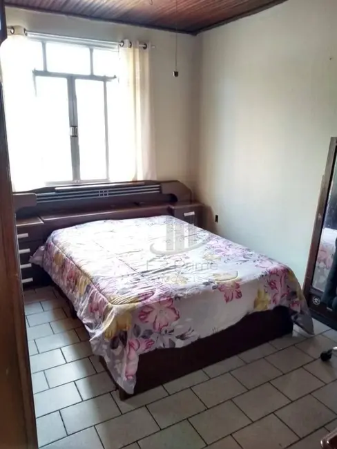 Apartamento com 2 quartos à venda, 70m2 em Centro, Volta Redonda - RJ - imagem 5 Foto 5 de Apartamento com 2 quartos à venda, 70m2 em Centro, Volta Redonda - RJ