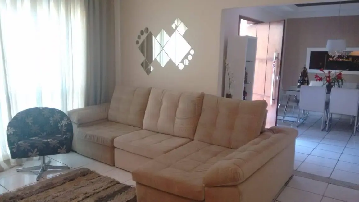 Foto 4 de Casa com 2 quartos à venda, 160m2 em Niterói, Volta Redonda - RJ