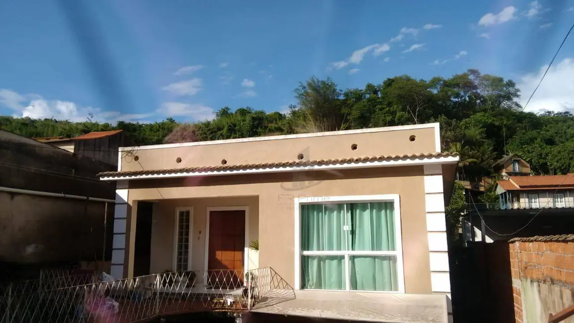 Foto 2 de Casa com 2 quartos à venda, 160m2 em Niterói, Volta Redonda - RJ