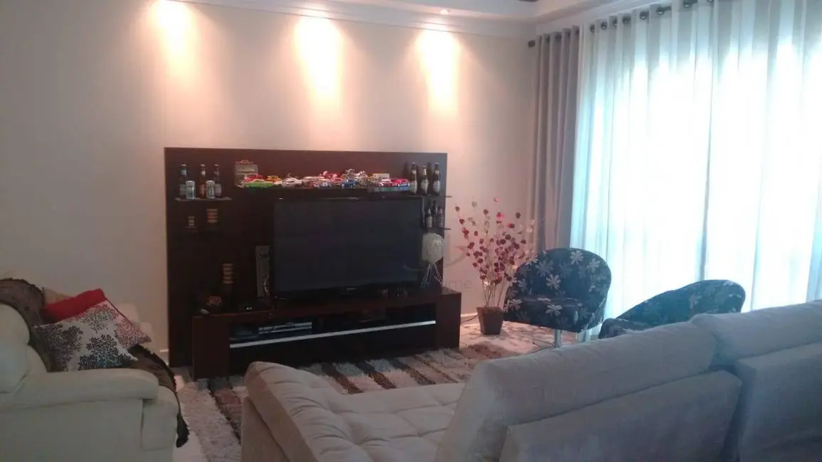 Foto 3 de Casa com 2 quartos à venda, 160m2 em Niterói, Volta Redonda - RJ