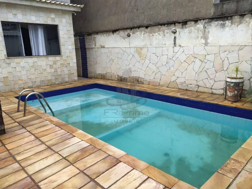 Casa com 2 quartos à venda, 150m2 em São Luís, Volta Redonda - RJ - imagem 5 Foto 5 de Casa com 2 quartos à venda, 150m2 em São Luís, Volta Redonda - RJ