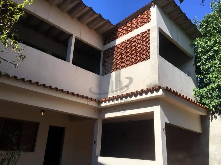 Foto 2 de Casa com 3 quartos à venda, 200m2 em Vila Santa Cecília, Volta Redonda - RJ
