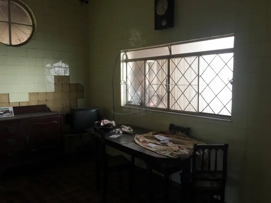 Casa com 3 quartos à venda, 200m2 em Vila Santa Cecília, Volta Redonda - RJ - imagem 3 Foto 3 de Casa com 3 quartos à venda, 200m2 em Vila Santa Cecília, Volta Redonda - RJ
