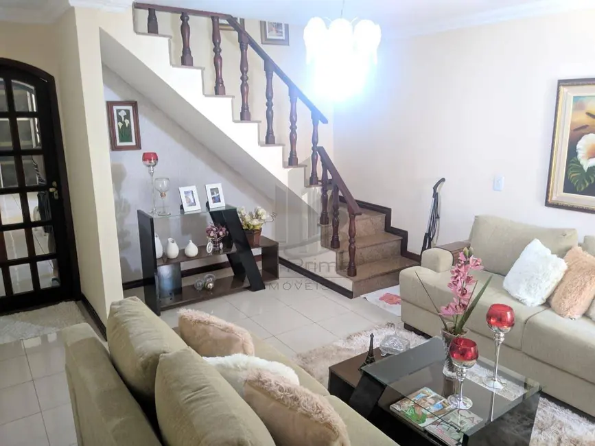 Casa com 2 quartos à venda, 150m2 em Jardim Belvedere, Volta Redonda - RJ - imagem 4 Foto 4 de Casa com 2 quartos à venda, 150m2 em Jardim Belvedere, Volta Redonda - RJ