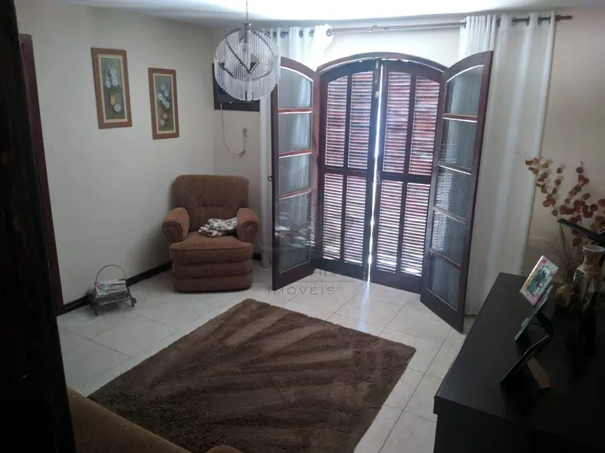 Casa com 2 quartos à venda, 150m2 em Jardim Belvedere, Volta Redonda - RJ - imagem 6 Foto 6 de Casa com 2 quartos à venda, 150m2 em Jardim Belvedere, Volta Redonda - RJ