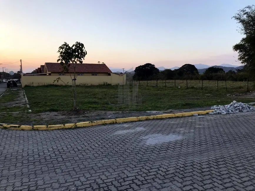 Terreno / Lote à venda, 150m2 em Porto Real - RJ - imagem 2 Foto 2 de Terreno / Lote à venda, 150m2 em Porto Real - RJ