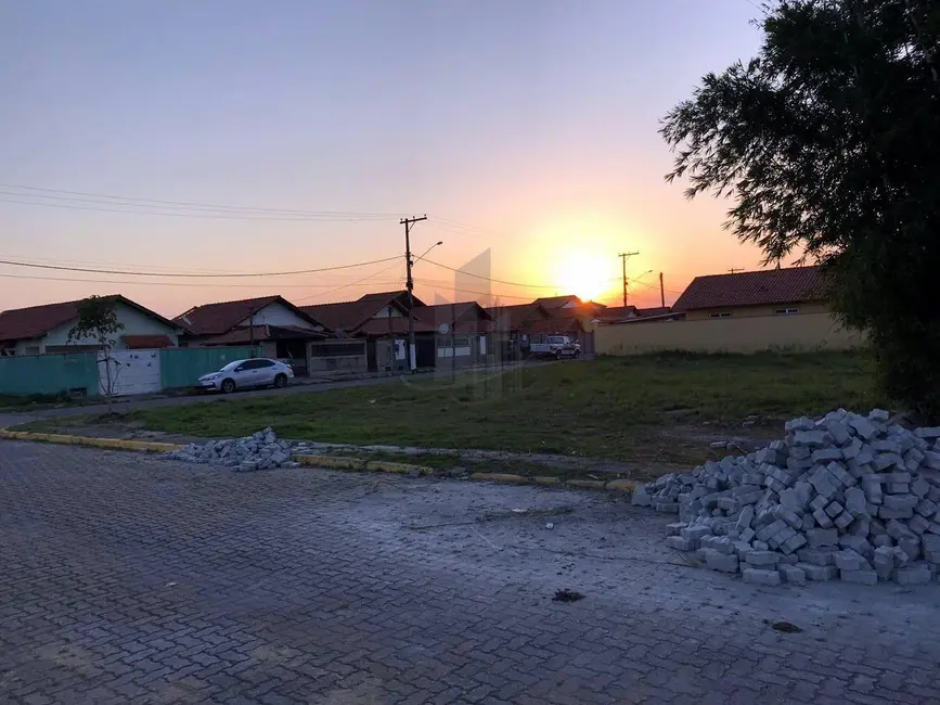 Terreno / Lote à venda, 150m2 em Porto Real - RJ - imagem 3 Foto 3 de Terreno / Lote à venda, 150m2 em Porto Real - RJ