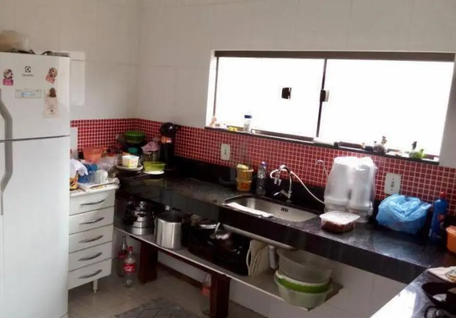 Foto 1 de Casa com 2 quartos à venda, 130m2 em Retiro, Volta Redonda - RJ