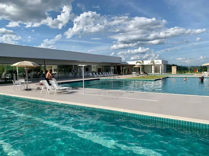 Foto 4 de Terreno / Lote à venda, 240m2 em Jardim Vila Rica - Tiradentes, Volta Redonda - RJ