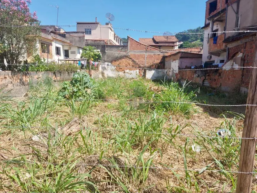 Foto 2 de Terreno / Lote à venda, 352m2 em Retiro, Volta Redonda - RJ