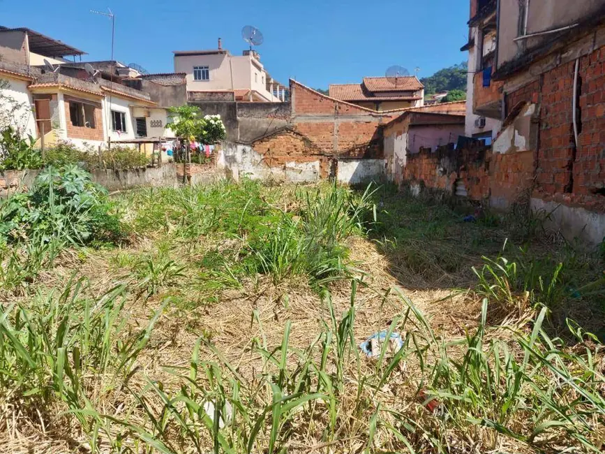 Foto 1 de Terreno / Lote à venda, 352m2 em Retiro, Volta Redonda - RJ