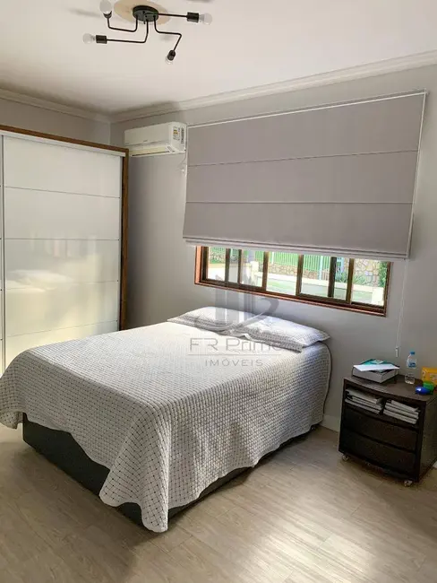 Apartamento com 3 quartos à venda, 129m2 em Jardim Normandia, Volta Redonda - RJ - imagem 8 Foto 8 de Apartamento com 3 quartos à venda, 129m2 em Jardim Normandia, Volta Redonda - RJ