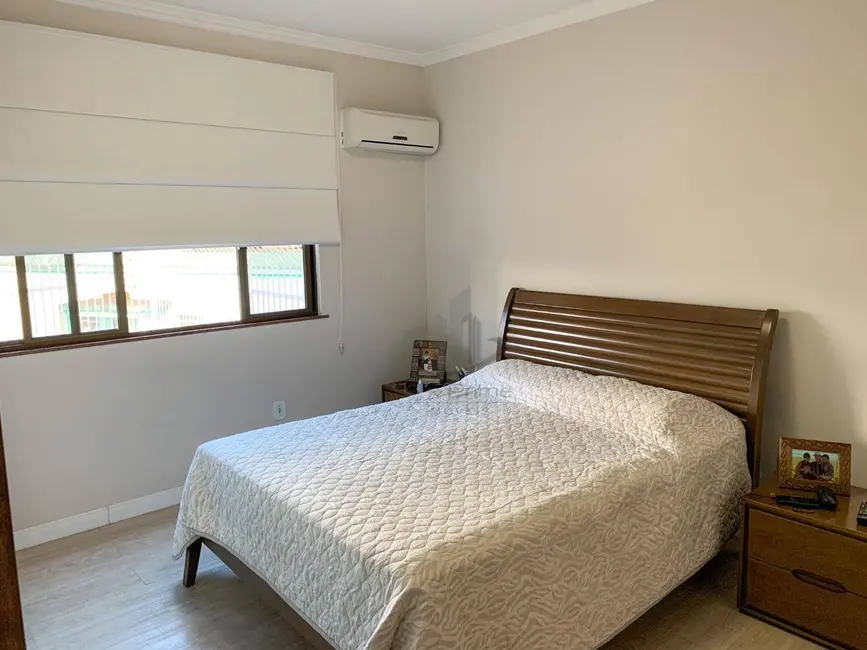 Apartamento com 3 quartos à venda, 129m2 em Jardim Normandia, Volta Redonda - RJ - imagem 4 Foto 4 de Apartamento com 3 quartos à venda, 129m2 em Jardim Normandia, Volta Redonda - RJ