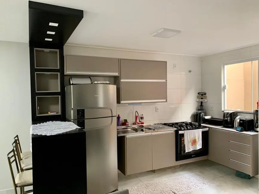 Casa com 3 quartos à venda, 115m2 em Jardim Belvedere, Volta Redonda - RJ - imagem 4 Foto 4 de Casa com 3 quartos à venda, 115m2 em Jardim Belvedere, Volta Redonda - RJ