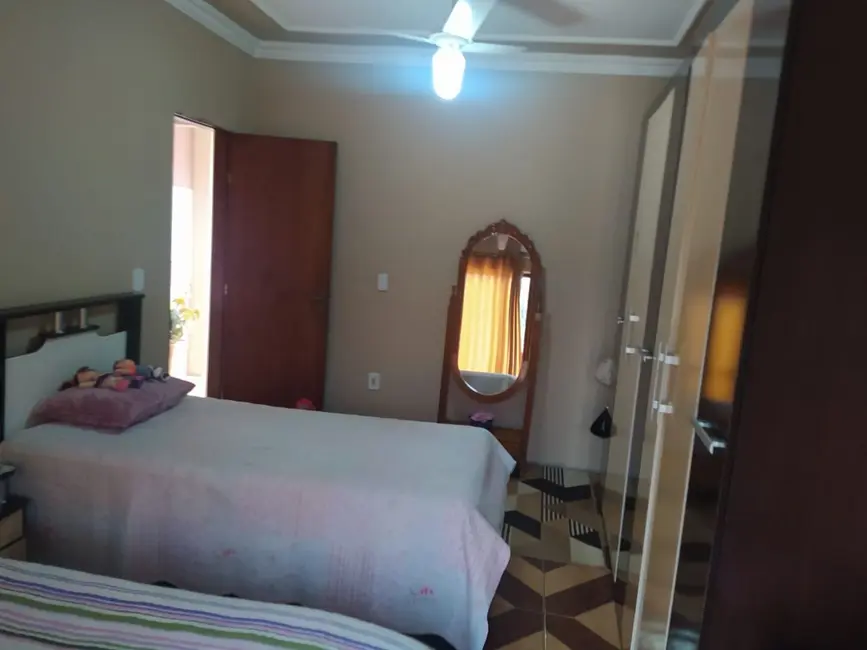 Foto 6 de Casa com 3 quartos à venda, 567m2 em São Geraldo, Volta Redonda - RJ