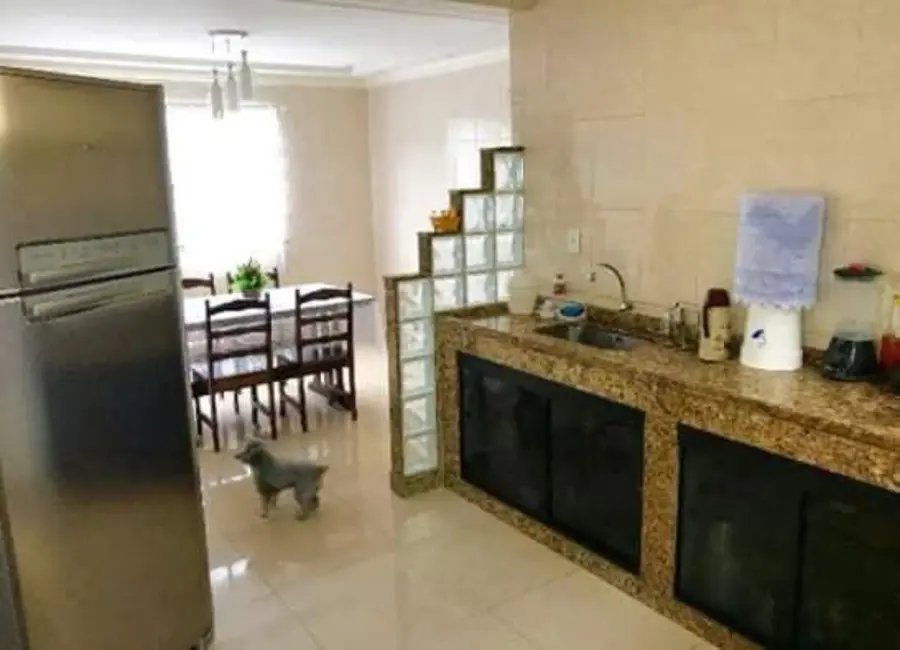 Casa com 4 quartos à venda, 482m2 em Pinheiral - RJ - imagem 5 Foto 5 de Casa com 4 quartos à venda, 482m2 em Pinheiral - RJ