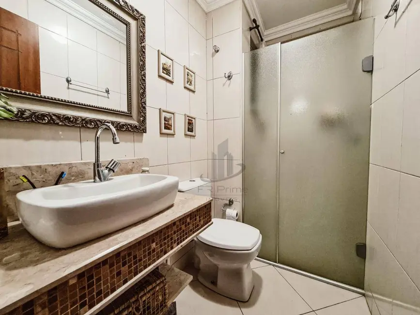 Apartamento com 3 quartos à venda, 198m2 em Jardim Amália, Volta Redonda - RJ - imagem 6 Foto 6 de Apartamento com 3 quartos à venda, 198m2 em Jardim Amália, Volta Redonda - RJ