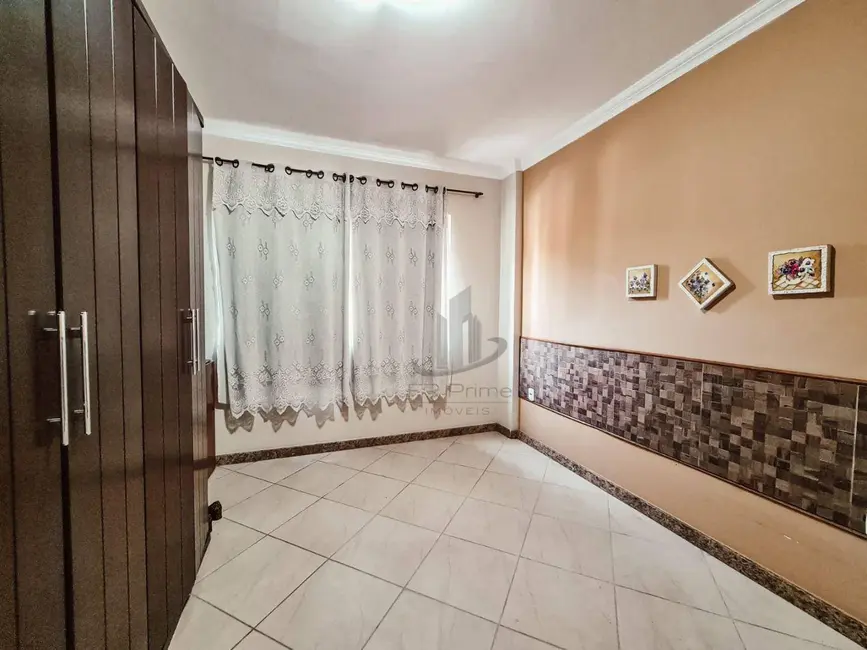 Apartamento com 3 quartos à venda, 198m2 em Jardim Amália, Volta Redonda - RJ - imagem 5 Foto 5 de Apartamento com 3 quartos à venda, 198m2 em Jardim Amália, Volta Redonda - RJ