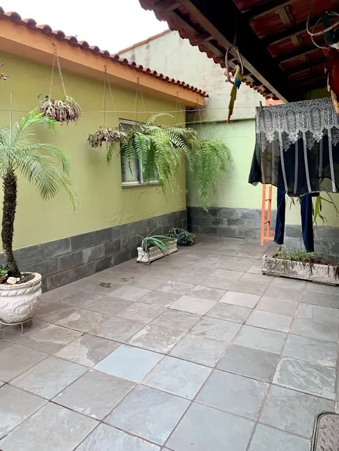 Casa com 3 quartos à venda, 300m2 em Jardim Cidade do Aço, Volta Redonda - RJ - imagem 7 Foto 7 de Casa com 3 quartos à venda, 300m2 em Jardim Cidade do Aço, Volta Redonda - RJ