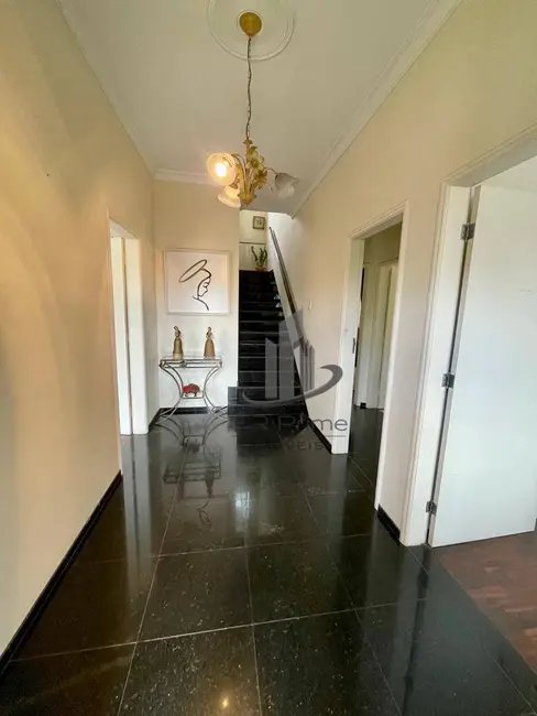 Casa com 4 quartos à venda, 457m2 em Jardim Amália, Volta Redonda - RJ - imagem 5 Foto 5 de Casa com 4 quartos à venda, 457m2 em Jardim Amália, Volta Redonda - RJ