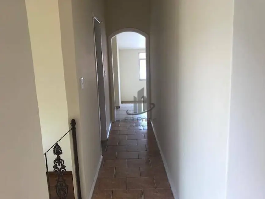 Foto 6 de Casa com 6 quartos à venda, 336m2 em Pinheiral - RJ