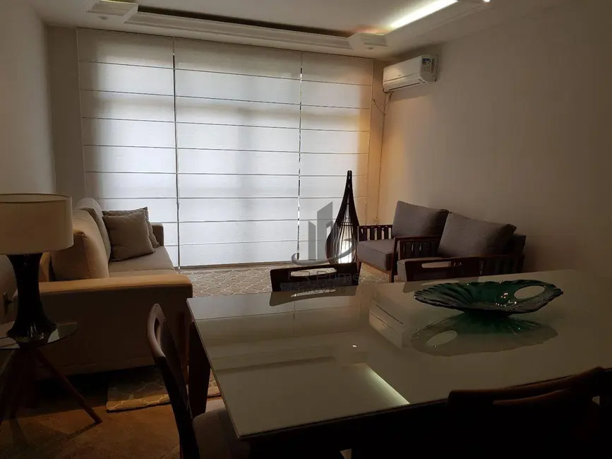 Apartamento com 3 quartos à venda, 200m2 em Jardim Normandia, Volta Redonda - RJ - imagem 1 Foto 1 de Apartamento com 3 quartos à venda, 200m2 em Jardim Normandia, Volta Redonda - RJ
