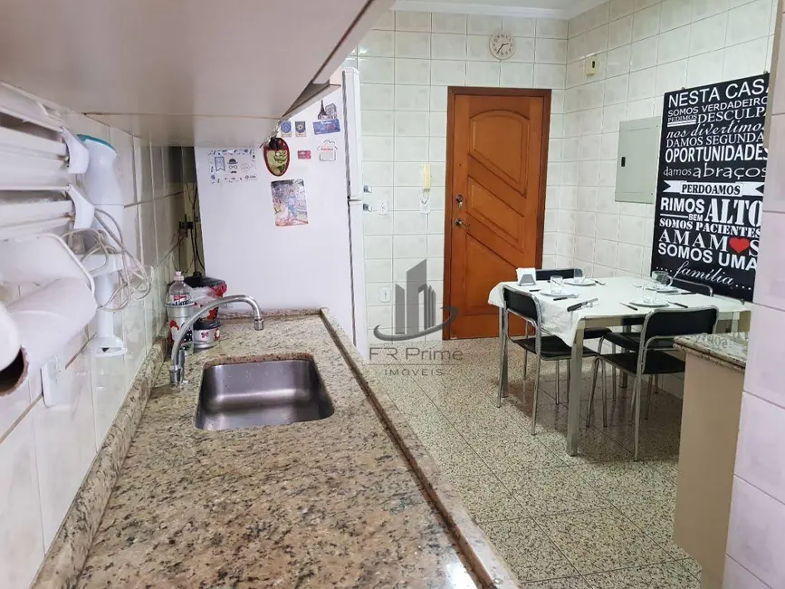 Apartamento com 3 quartos à venda, 200m2 em Jardim Normandia, Volta Redonda - RJ - imagem 3 Foto 3 de Apartamento com 3 quartos à venda, 200m2 em Jardim Normandia, Volta Redonda - RJ
