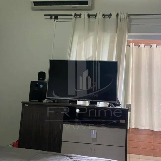 Apartamento com 1 quarto à venda, 42m2 em Ponte Alta, Volta Redonda - RJ - imagem 8 Foto 8 de Apartamento com 1 quarto à venda, 42m2 em Ponte Alta, Volta Redonda - RJ
