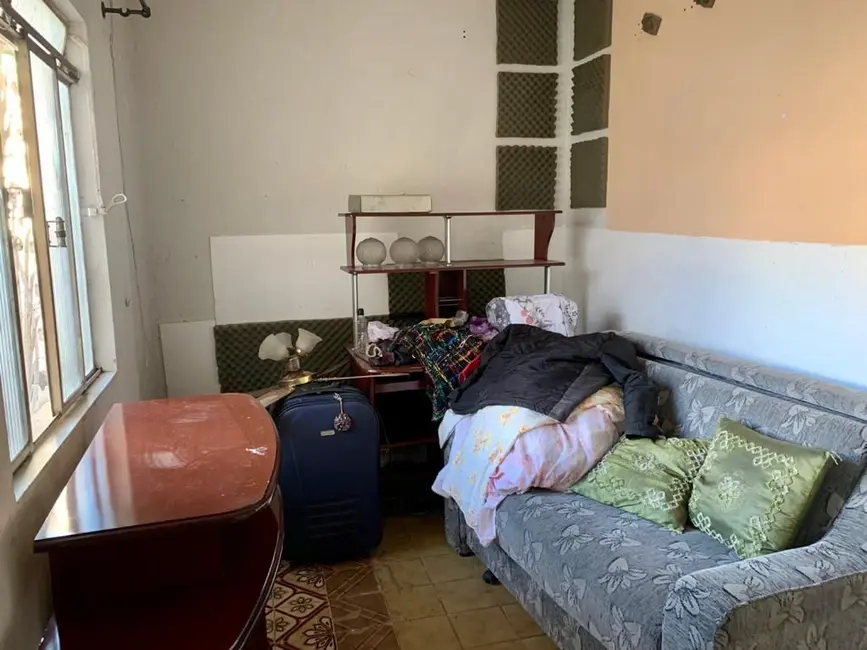 Casa de Condomínio com 3 quartos à venda, 268m2 em Sessenta, Volta Redonda - RJ - imagem 6 Foto 6 de Casa de Condomínio com 3 quartos à venda, 268m2 em Sessenta, Volta Redonda - RJ