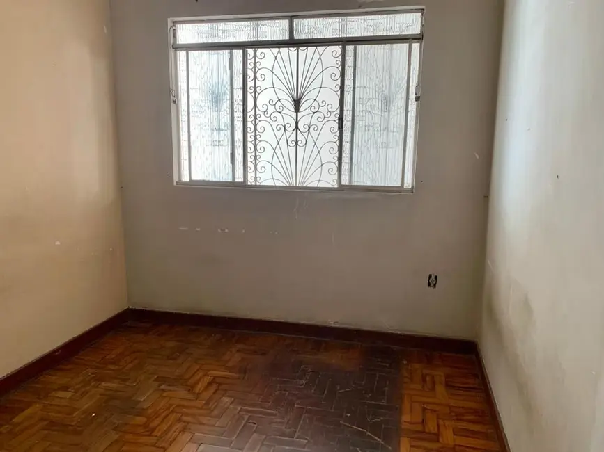 Casa de Condomínio com 3 quartos à venda, 268m2 em Sessenta, Volta Redonda - RJ - imagem 9 Foto 9 de Casa de Condomínio com 3 quartos à venda, 268m2 em Sessenta, Volta Redonda - RJ